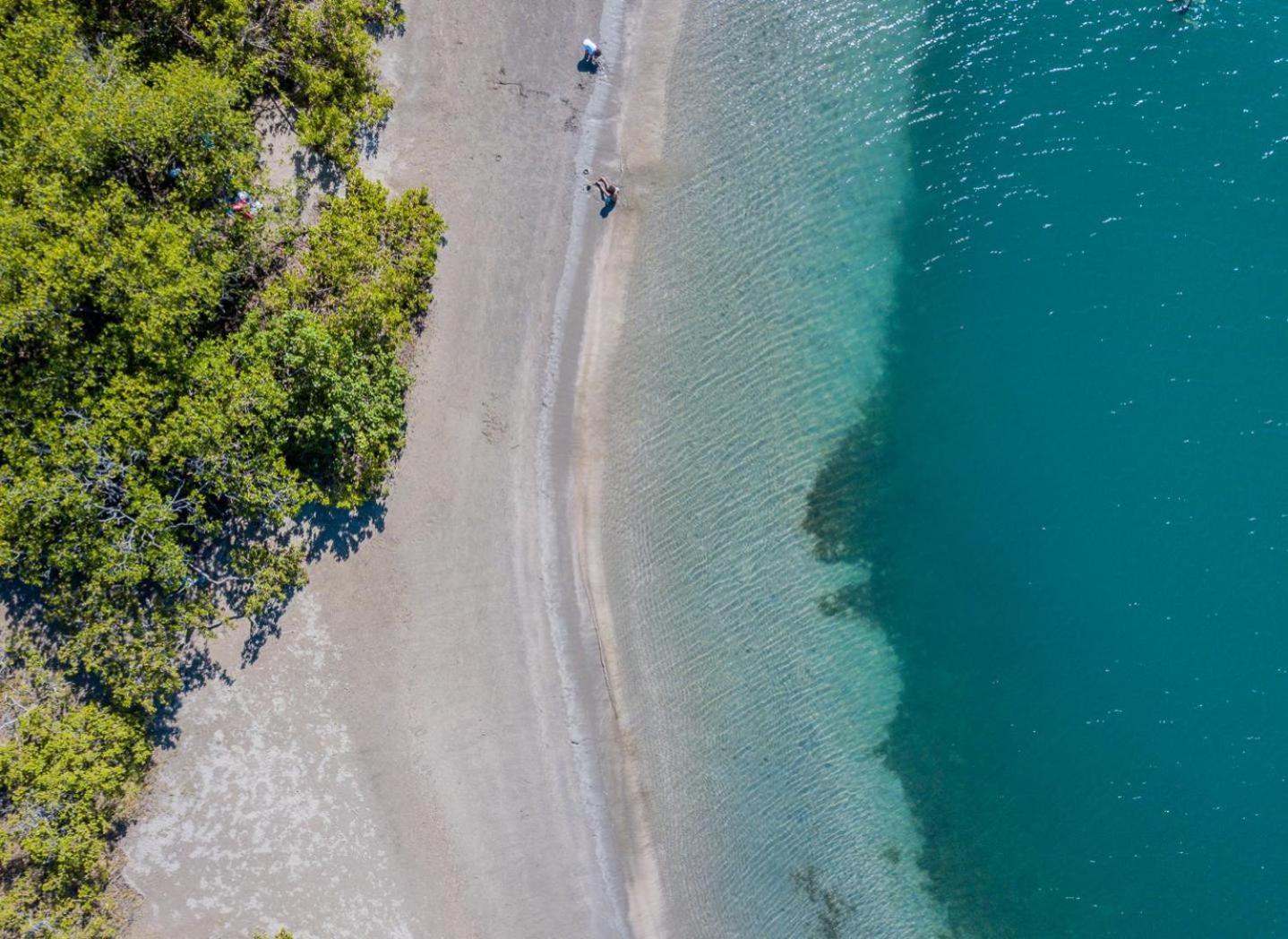 L'Escale Bleue Lägenhet La Trinité Exteriör bild